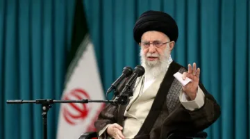 خامنئي يرفض الموقف الأمريكي حول الاتفاق النووي الإيراني