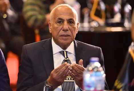 رئيس الزمالك يعود إلى القاهرة بعد فترة علاج في فرنسا رئيس الزمالك يعود إلى القاهرة بعد فترة علاج في فرنسا