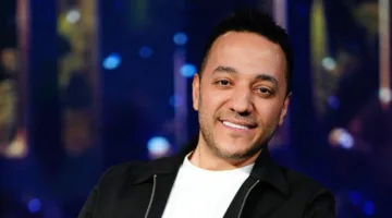 Hussein Al-Dik Receives an Incredible Gift of a Luxury Car and Gold from a Fan