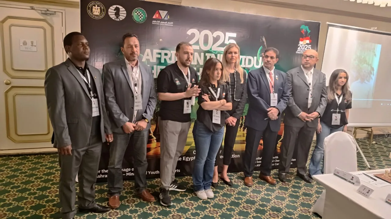 رئيس الاتحاد الدولي للشطرنج يعبّر عن امتنانه لمصر لاستضافتها البطولة الإفريقية
