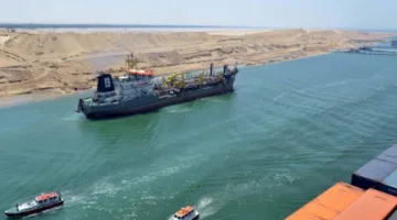 إطلاق نظام لجمع النفايات الصلبة من السفن المارة في قناة السويس