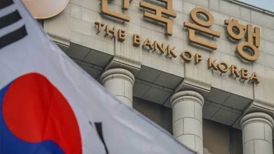 South Korea Lowers Interest Rates to bolster Economy During Political and Trade Instability