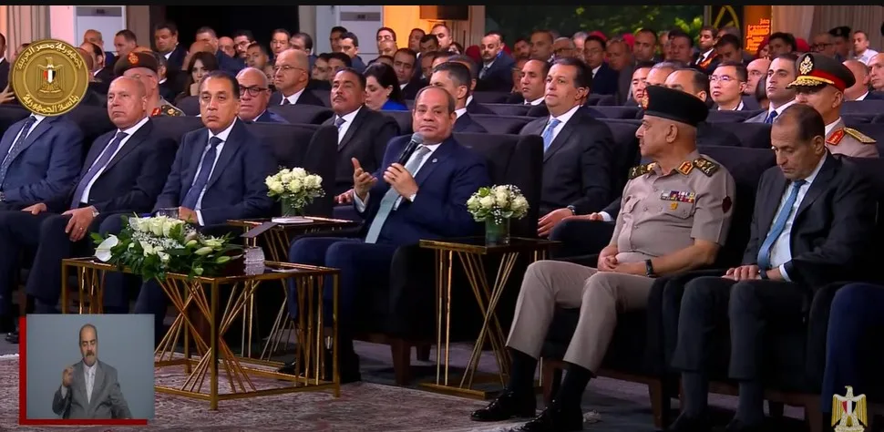 الرئيس السيسي: يحتاج توصيل الكهرباء إلى الدلتا الجديدة إلى استثمار عشرات المليارات. الرئيس السيسي: يحتاج توصيل الكهرباء إلى الدلتا الجديدة إلى استثمار عشرات المليارات.