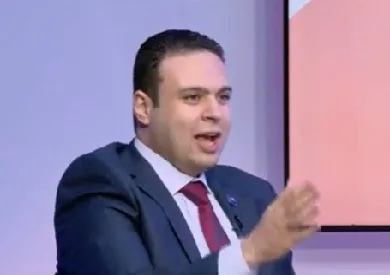 النائب عبد المنعم إمام: كنت آمل في اعتماد النظام النسبي الذي يتيح مزيدًا من التنافسية. النائب عبد المنعم إمام: كنت آمل في اعتماد النظام النسبي الذي يتيح مزيدًا من التنافسية.