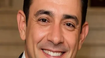 محامي عائلة الدجوي ينكر تهديد الفقيد أحمد: أقسم بالله لم يحدث شيء من ذلك.. ومنى انتقلت إلى رحمة الله بعد طلب وضعها تحت الحجر.