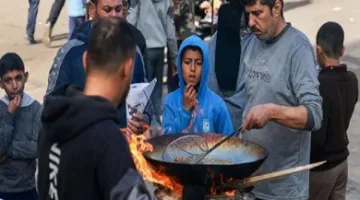 فرنسا تطالب إسرائيل بإتاحة دخول المساعدات إلى قطاع غزة بشكل عاجل وشامل دون أي عراقيل.