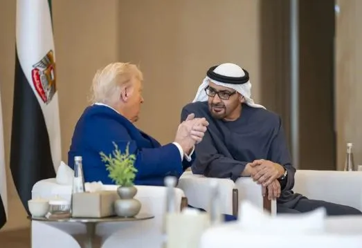 ترامب: محمد بن زايد قائد بطولي ذو رؤية مستقبلية.. شكرًا على استثمار 1.4 تريليون دولار ترامب: محمد بن زايد قائد بطولي ذو رؤية مستقبلية.. شكرًا على استثمار 1.4 تريليون دولار