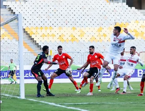 ثنائي هجومي في تشكيل فريق فاركو لمواجهة الزمالك ثنائي هجومي في تشكيل فريق فاركو لمواجهة الزمالك