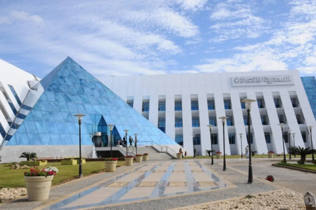 تقرير الجهاز القومي لتنظيم الاتصالات يظهر ريادة شبكة وي على المنافسين في خدمات تحميل البيانات بفارق ملحوظ. تقرير الجهاز القومي لتنظيم الاتصالات يظهر ريادة شبكة وي على المنافسين في خدمات تحميل البيانات بفارق ملحوظ.