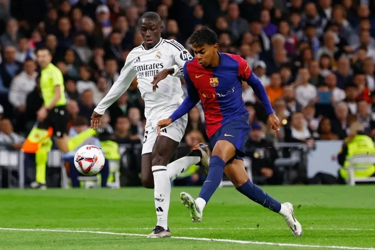 "الفرصة الأخيرة".. الكلاسيكو يحدد مصير أنشيلوتي مع ريال مدريد