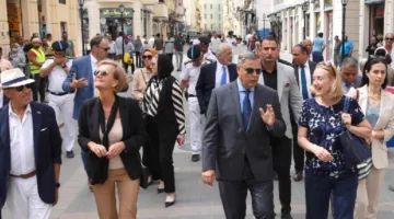 محافظ الإسكندرية وسفيرة الاتحاد الأوروبي يستعرضان مشروع تجديد شارع النبي دانيال التاريخي