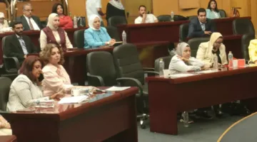 عزة لبيب تتحدث في ندوة حول فيلم فاطمة: الفن كأداة مؤثرة لرفع الوعي حول قضايا الغارمات وتنظيم الأسرة