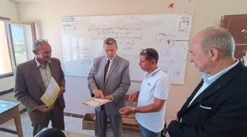 وكيل وزارة التعليم في شمال سيناء يراقب امتحانات الشهادة الإعدادية في عدد من مدارس الشيخ زويد