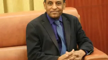 من هو كامل الطيب إدريس، رئيس وزراء السودان الجديد؟