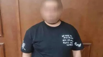 الداخلية توضح تفاصيل ادعاء شخص بقيام شرطي بقيادة سيارة نقل أموال بالعكس.