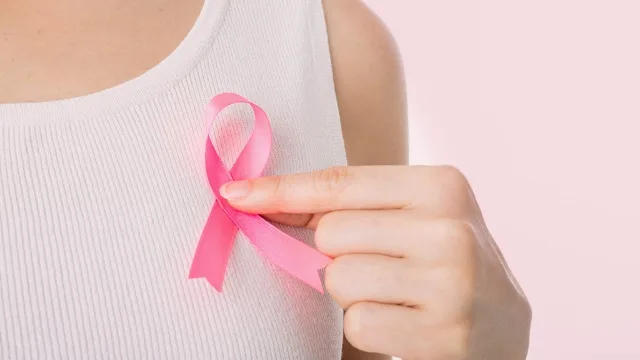 دراسة: تأخر الحمل الأول وزيادة الوزن يعززان من مخاطر الإصابة بسرطان الثدي دراسة: تأخر الحمل الأول وزيادة الوزن يعززان من مخاطر الإصابة بسرطان الثدي