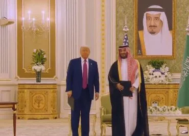 ترامب وولي العهد السعودي يبرمان اتفاقية الشراكة الاقتصادية الاستراتيجية ترامب وولي العهد السعودي يبرمان اتفاقية الشراكة الاقتصادية الاستراتيجية