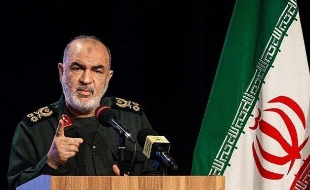 الحرس الثوري الإيراني: نعتبر ترامب مسؤولًا عن اغتيال قاسم سليماني الحرس الثوري الإيراني: نعتبر ترامب مسؤولًا عن اغتيال قاسم سليماني