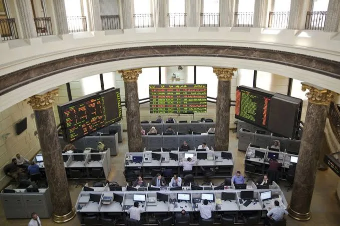 الخميس 15 مايو 2025: السوق المالية تواصل تحقيق فوائد الاتفاق بين أمريكا والصين.
