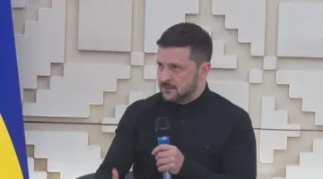 زيلينسكي يعبر عن خيبة أمله لفوات فرصة الوصول إلى السلام