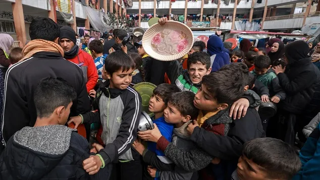 رئيس وزراء بريطانيا: معاناة أطفال غزة غير مقبولة رئيس وزراء بريطانيا: معاناة أطفال غزة غير مقبولة
