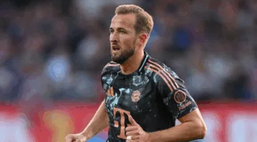 أول تعليق لهاري كين بعد فوز توتنهام بلقب الدوري الأوروبي