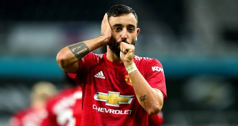 أموريم يكشف حقيقة انتقال فرنانديز إلى الهلال: يفضل البقاء مع الفريق أموريم يكشف حقيقة انتقال فرنانديز إلى الهلال: يفضل البقاء مع الفريق