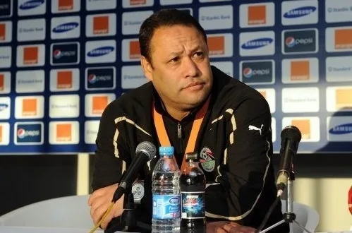 ضياء السيد: تتويج الأهلي بالدوري يعد إنجازاً هاماً قبل المونديال، ومواجهة بيراميدز والزمالك ستكون تحدياً كبيراً. ضياء السيد: تتويج الأهلي بالدوري يعد إنجازاً هاماً قبل المونديال، ومواجهة بيراميدز والزمالك ستكون تحدياً كبيراً.