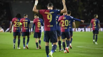 رقم تاريخي ينتظر ليفاندوفسكي مع برشلونة