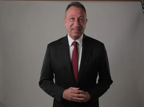 الخطيب يتولى رئاسة بعثة الأهلي في الولايات المتحدة الخطيب يتولى رئاسة بعثة الأهلي في الولايات المتحدة