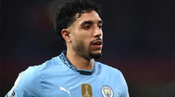 مرموش يهدر ضربة جزاء في نهائي كأس الاتحاد ضد كريستال بالاس