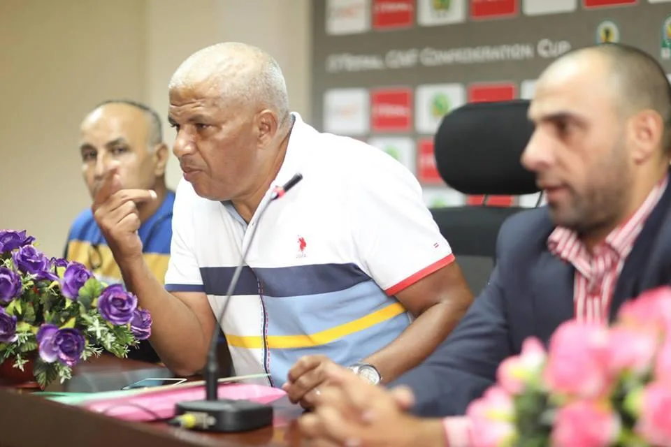 ميمي عبد الرازق: يحتاج الأهلي إلى مدرب أجنبي كفء.. وهناك تفضيلات غير عادلة للفريق الأحمر ميمي عبد الرازق: يحتاج الأهلي إلى مدرب أجنبي كفء.. وهناك تفضيلات غير عادلة للفريق الأحمر