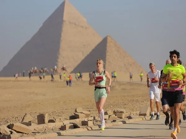 نصف ماراثون الأهرامات يتصدر قائمة ناشيونال جيوجرافيك لأروع مسارات الجري في العالم