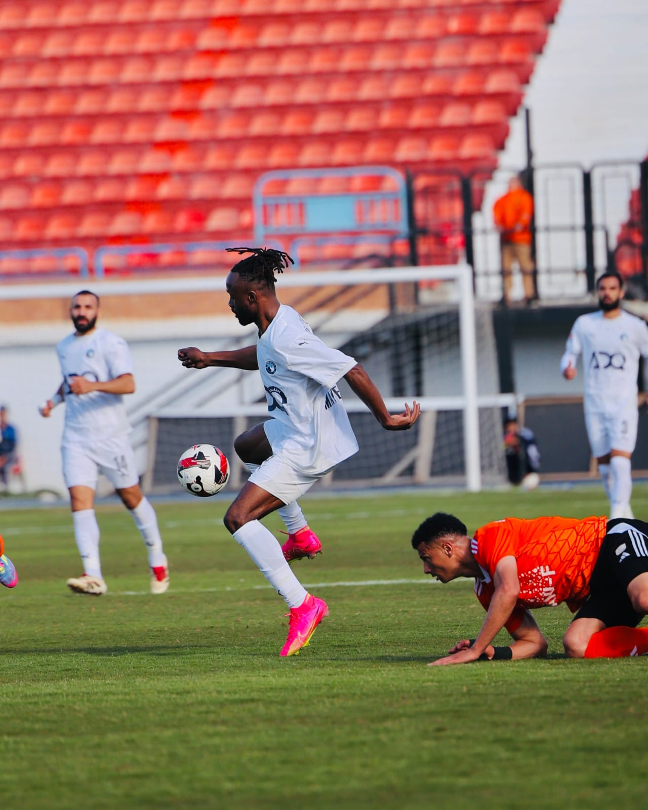 بتروجت يخطف تعادلا مثيرا من فاركو بنتيجة 2/2 بالدوري