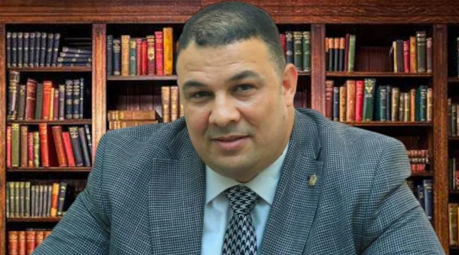 " الإرهاب الناعم "