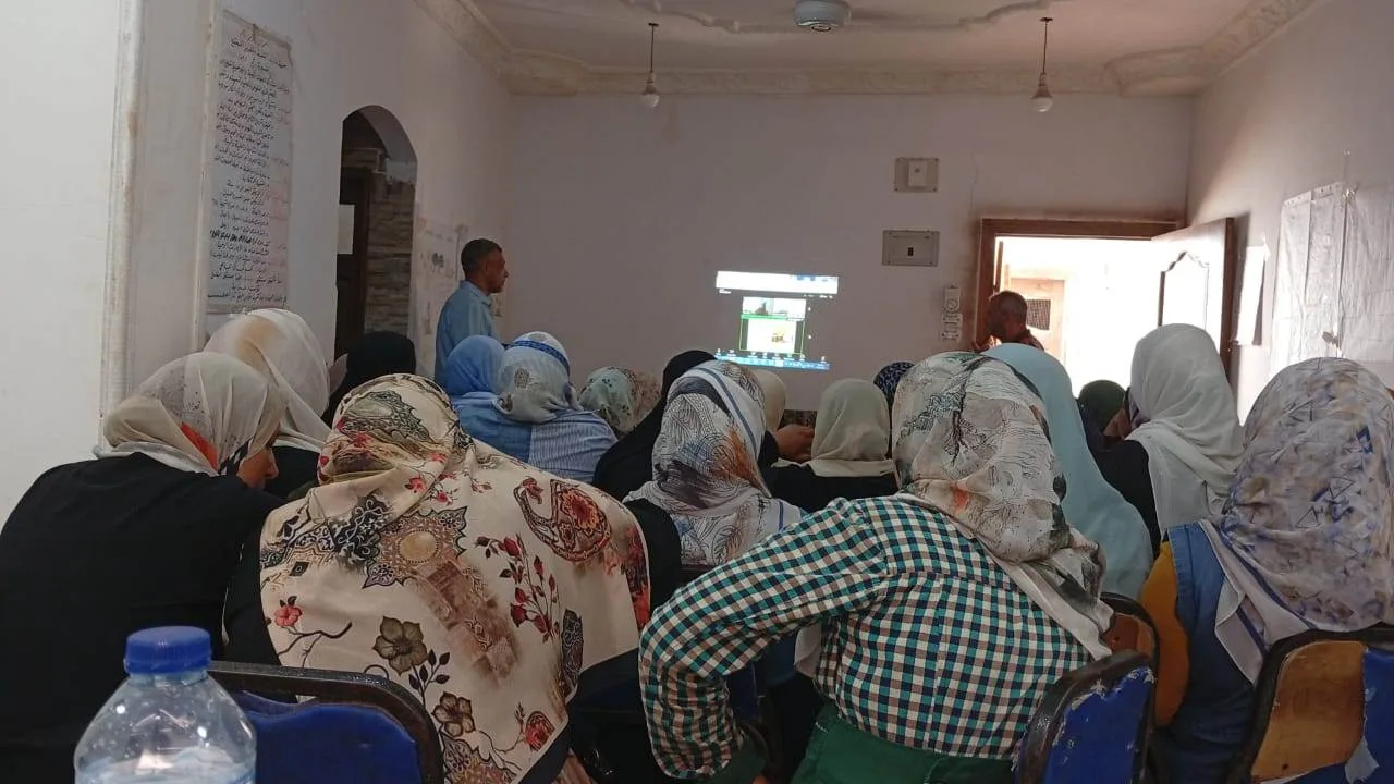 "اللجنة الريفية بالقومي للمرأة" تنظم تدريبا للسيدات حول صناعة السماد العضوي (الكمبوست)