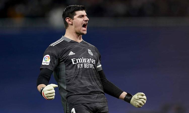 "حارس مرمي ريال مدريد": الفوز يبقينا في المعركة لحصد بطولة الدوري