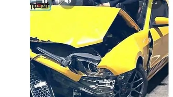 "عين ولا سوء حظ".. ينتظر ونش الإنقاذ بعد حادث فصدمته سيارة أخرى (فيديو)