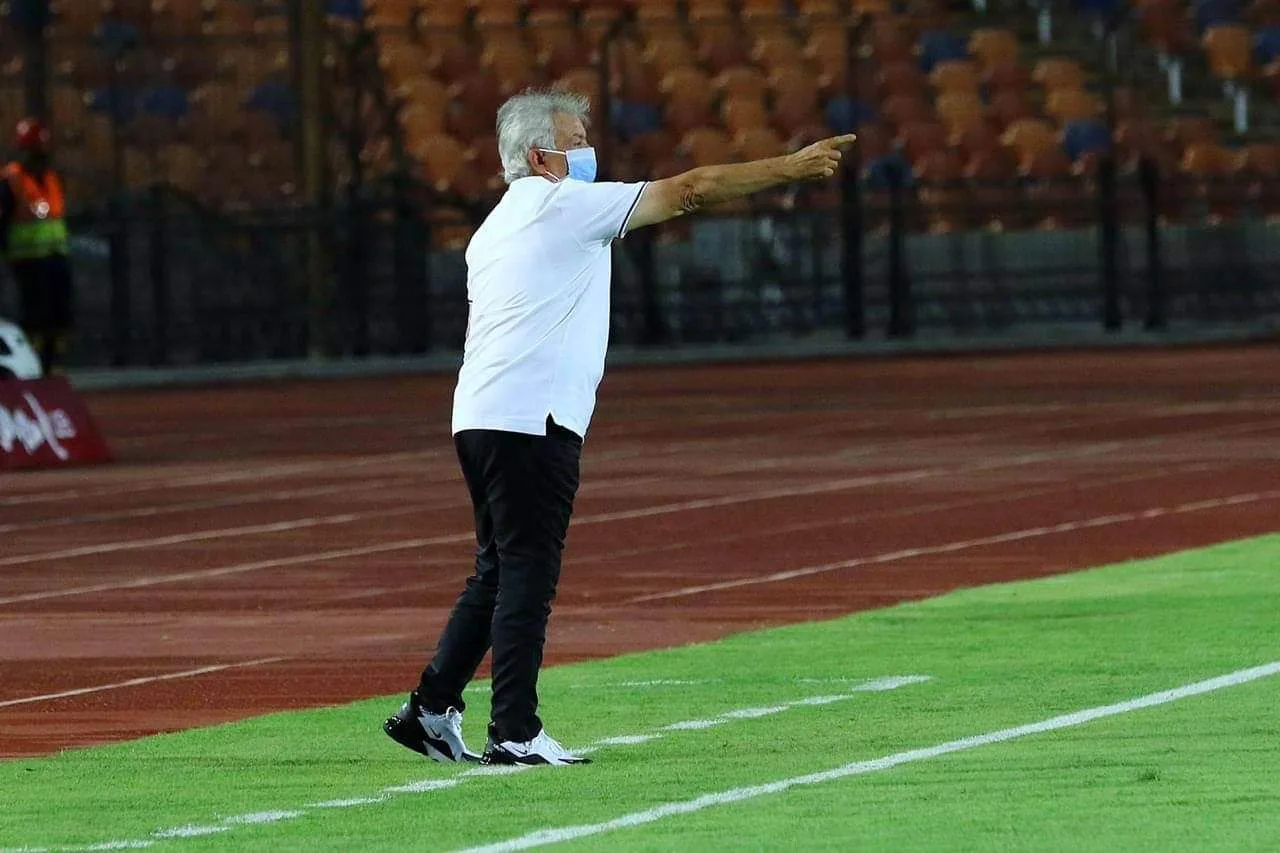 عودة الحضري.. طولان يعلن توليه قيادة منتخب مصر في كأس العرب عودة الحضري.. طولان يعلن توليه قيادة منتخب مصر في كأس العرب