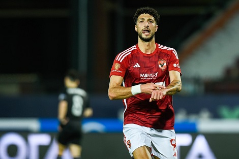 وسام أبو علي يقود هجوم الأهلي لمواجهة حرس الحدود في الدوري