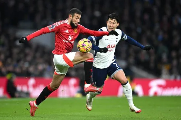 نهائي الدوري الأوروبي وكأس الرابطة: توقيت مباريات يوم الأربعاء نهائي الدوري الأوروبي وكأس الرابطة: توقيت مباريات يوم الأربعاء