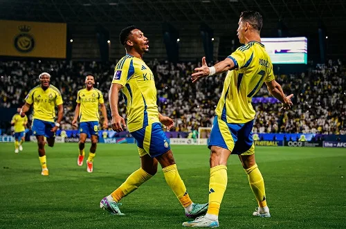 لاعب النصر يطلب استبعاده من مباراة الاتحاد في الدوري السعودي