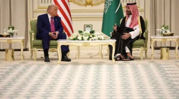 محمد بن سلمان: فرص شراكة جديدة مع الولايات المتحدة بقيمة 600 مليار دولار ونسعى لزيادة هذا المبلغ إلى تريليون دولار خلال الأشهر القادمة.