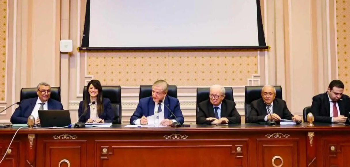 رانيا المشاط: الاتفاق بين الولايات المتحدة والصين يساهم في تقليل التوترات الاقتصادية العالمية وحالة الغموض. رانيا المشاط: الاتفاق بين الولايات المتحدة والصين يساهم في تقليل التوترات الاقتصادية العالمية وحالة الغموض.