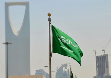السعودية تؤكد على حل الدولتين وترفض اعتداءات إسرائيل على سوريا