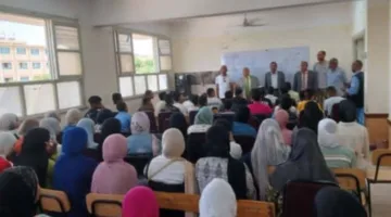إقبال واسع على جلسات المراجعة النهائية لطلاب الإعدادية في الأقصر