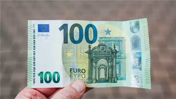 آخر تطورات سعر اليورو في مصر اليوم، الإثنين 19 مايو 2025.