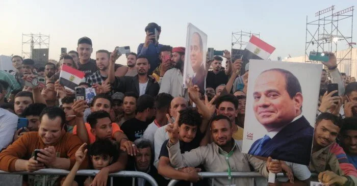 آلاف الأشخاص يشاركون في المؤتمر الجماهيري لحزب الجبهة الوطنية في مركز أبو حماد بالشرقية آلاف الأشخاص يشاركون في المؤتمر الجماهيري لحزب الجبهة الوطنية في مركز أبو حماد بالشرقية