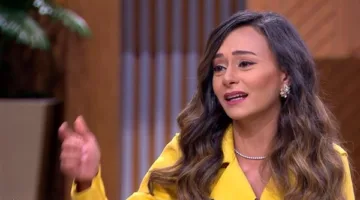 آية الأبنودى تتألق في قصيدة “الوشنة” خلال برنامج “معكم” مع الإعلامية منى الشاذلي.