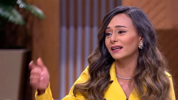 آية الأبنودى تتألق في قصيدة “الوشنة” خلال برنامج “معكم” مع الإعلامية منى الشاذلي. آية الأبنودى تتألق في قصيدة “الوشنة” خلال برنامج “معكم” مع الإعلامية منى الشاذلي.